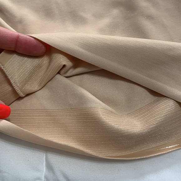 Miracle suit - Picture 5 of 9